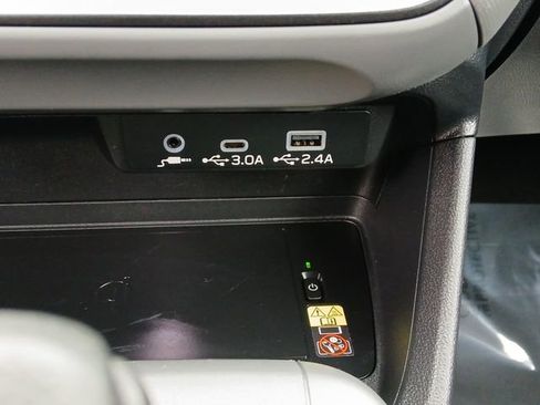 Certified 2024 Subaru Crosstrek 2.5i Limited w/ Crosstrek Mirror Package AWD/4WD image 17