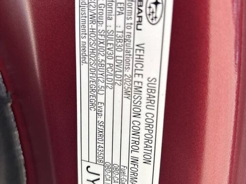 Used 2025 Subaru Outback Premium AWD/4WD image 23