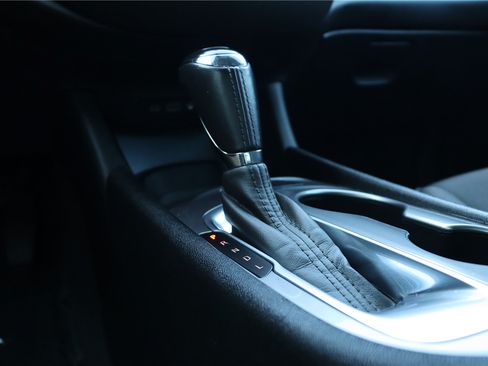 Used 2020 Chevrolet Malibu RS FWD image 37