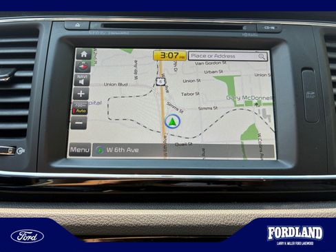 Used 2017 Kia Sedona SX FWD image 28