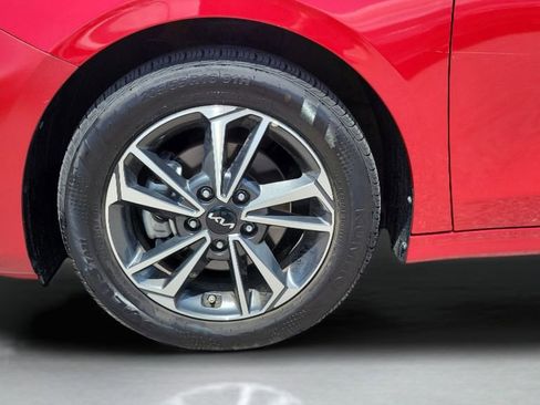 Used 2024 Kia Forte LXS w/ LXS Technology Package FWD image 23