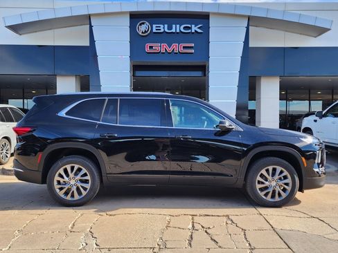 New 2026 Buick Enclave Preferred image 3