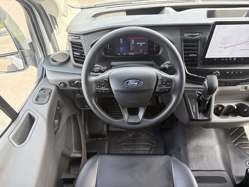 New 2026 Ford Transit 250 148 Medium Roof w/ Load Area Protection Package RWD image 12