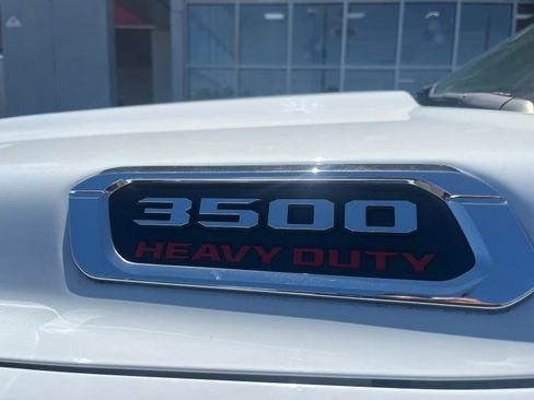 Used 2024 RAM 3500 Big Horn image 8