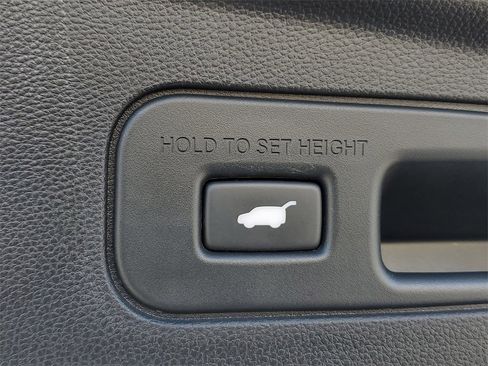 Certified 2023 Acura MDX SH-AWD w/ Advance Package image 11