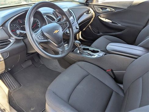 Used 2022 Chevrolet Malibu LT image 22