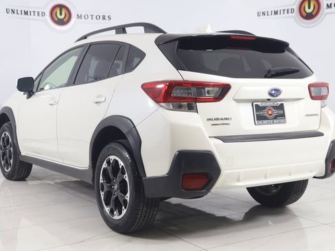 Used 2023 Subaru Crosstrek 2.0i Premium image 4