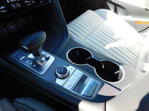 Used 2025 Genesis G70 3.3T Advanced image 24