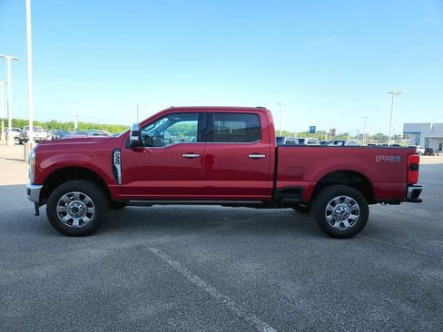 Used 2023 Ford F350 Lariat w/ Lariat Ultimate Package AWD/4WD image 5