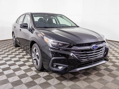Used 2025 Subaru Legacy Premium image 17