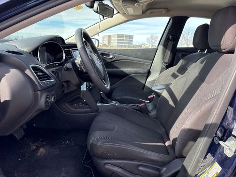 Used 2015 Dodge Dart SXT image 13