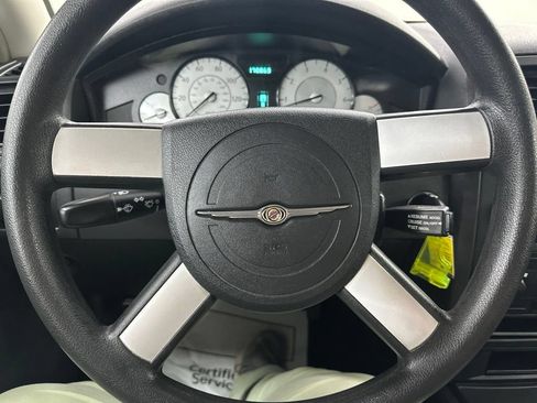 Used 2008 Chrysler 300 LX RWD image 37