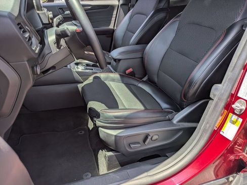 Used 2025 Ford Escape ST-Line AWD/4WD image 14