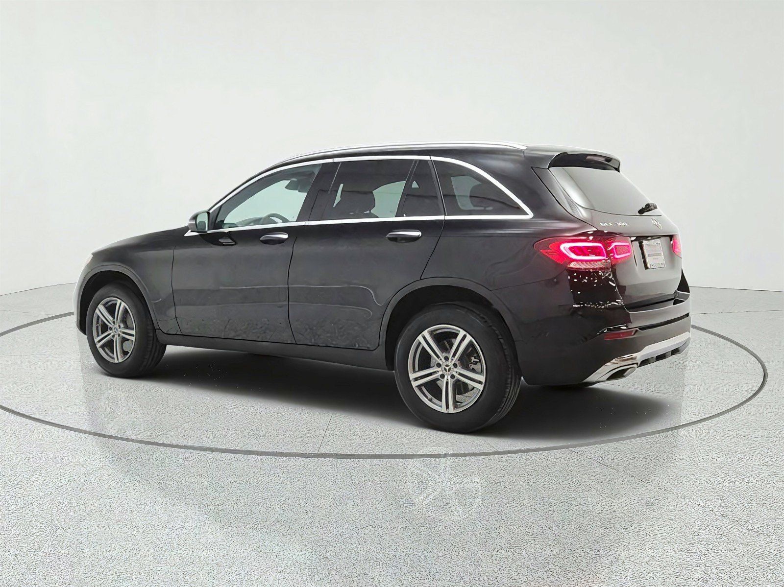 Used 2022 Mercedes-Benz GLC 300 image 7