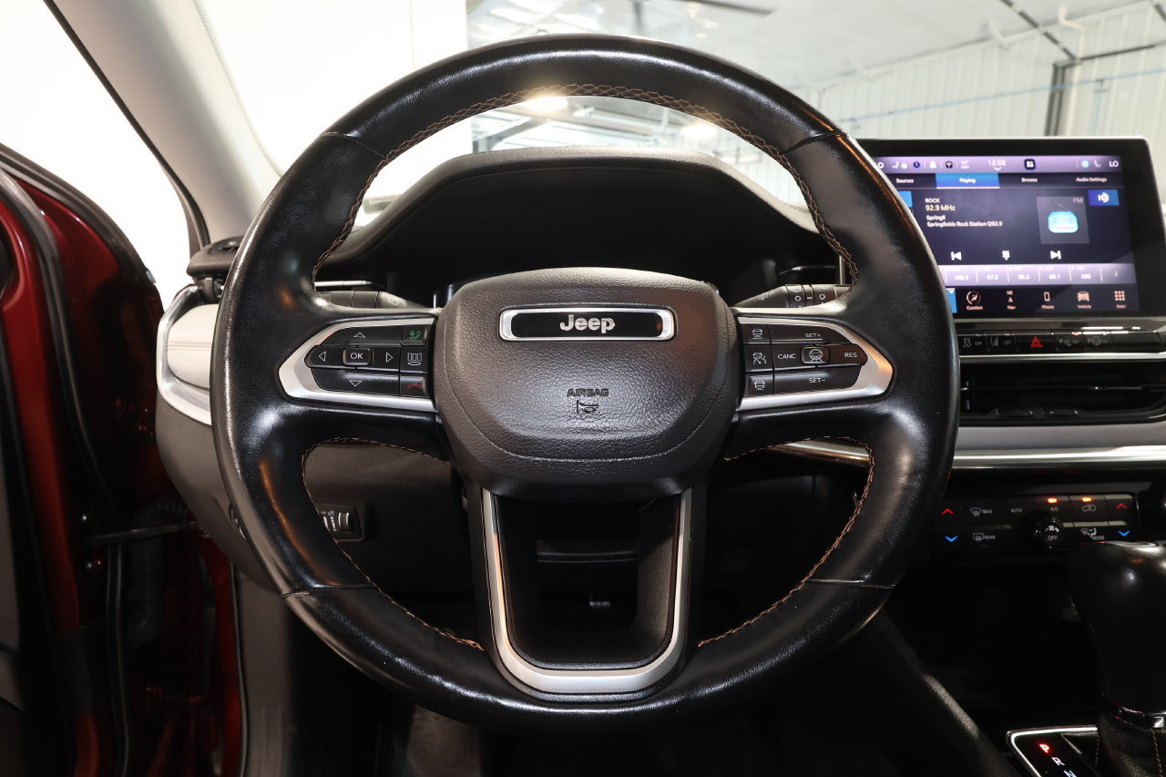 Used 2022 Jeep Compass Limited w/ Elite Group AWD/4WD image 10