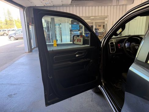 New 2026 RAM 1500 Big Horn AWD/4WD image 13