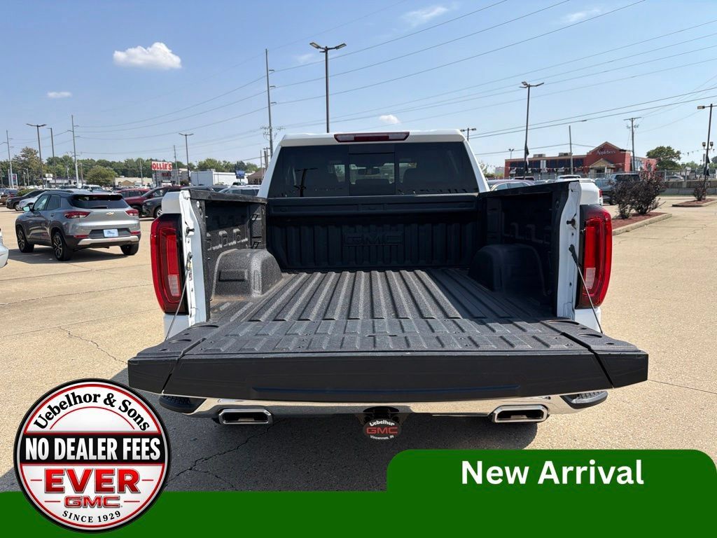 Used 2021 GMC Sierra 1500 SLT w/ SLT Convenience Package AWD/4WD image 10
