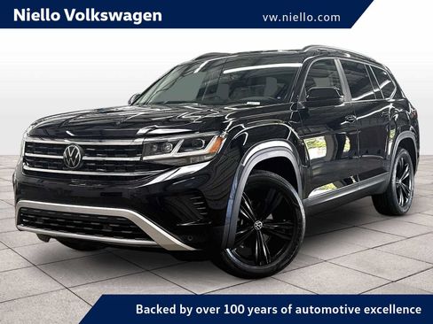 Used 2023 Volkswagen Atlas SE FWD image 1