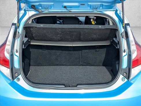 Used 2016 Toyota Prius C Two image 6