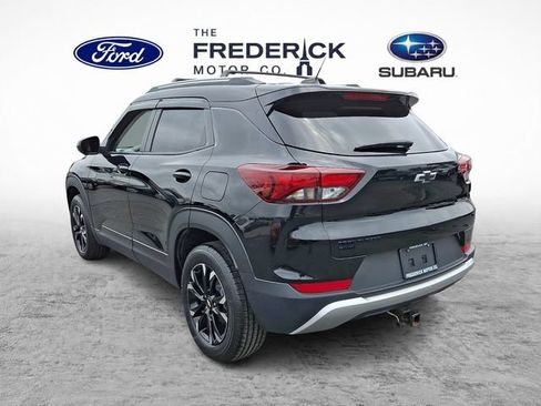 Used 2022 Chevrolet TrailBlazer LT w/ LPO, Blackout Package AWD/4WD image 5