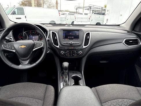 Certified 2024 Chevrolet Equinox LT image 4