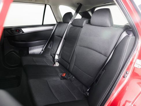 Used 2018 Subaru Outback 2.5i image 16