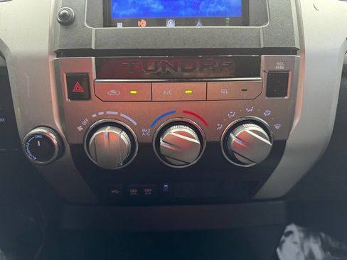 Used 2020 Toyota Tundra SR5 AWD/4WD image 28