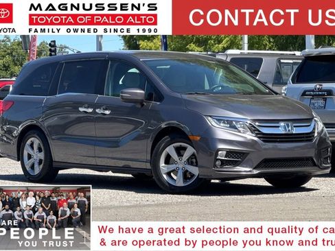Used 2018 Honda Odyssey EX image 1