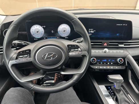 Used 2023 Hyundai Elantra SEL w/ Convenience Package FWD image 35