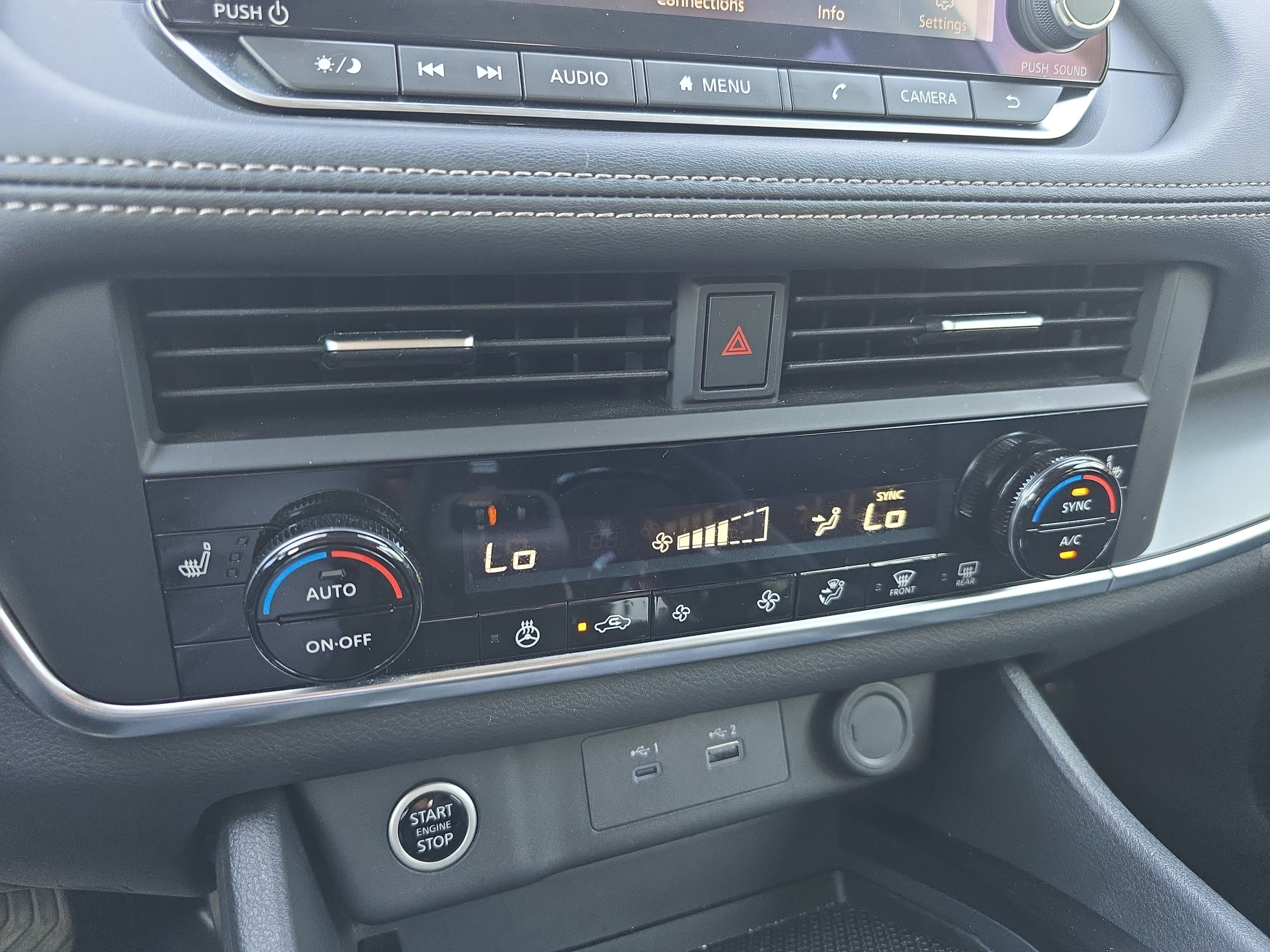 Used 2023 Nissan Rogue SV w/ SV Premium B Package FWD image 23