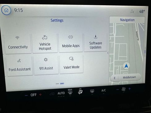 Used 2024 Ford Transit 350 XLT image 28