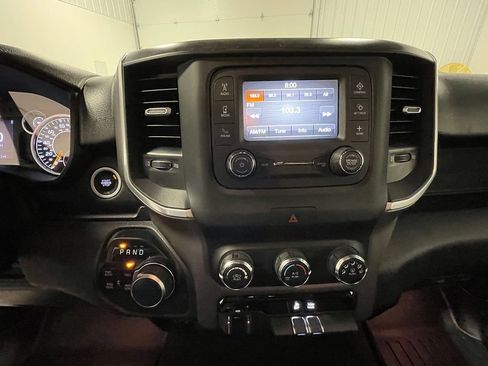 Used 2021 RAM 1500 Big Horn AWD/4WD image 30