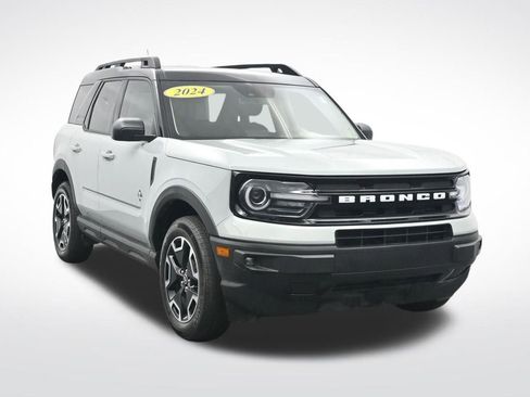 Certified 2024 Ford Bronco Sport Outer Banks AWD/4WD image 3
