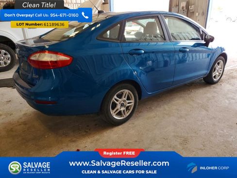 Used 2017 Ford Fiesta SE FWD image 4