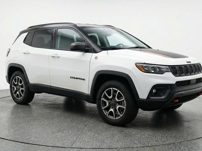 Used 2025 Jeep Compass Trailhawk