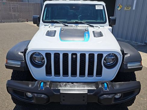 Used 2022 Jeep Wrangler Unlimited Rubicon 4xe w/ Cold Weather Group AWD/4WD image 3