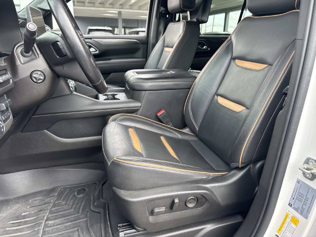 Used 2021 GMC Yukon XL AT4 w/ AT4 Premium Plus Package AWD/4WD image 22