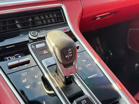 Used 2023 Porsche Panamera 4 Platinum Edition image 17