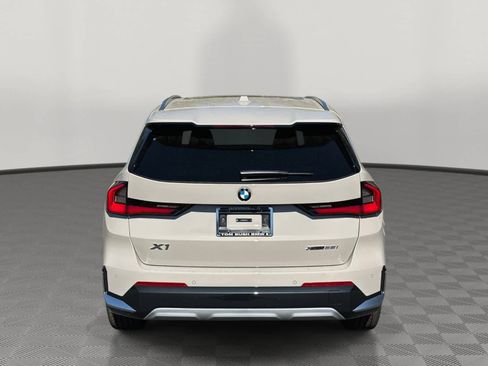 New 2026 BMW X1 xDrive28i w/ Convenience Package AWD/4WD image 4