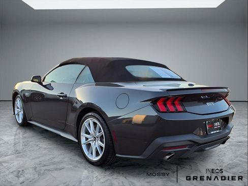 Used 2024 Ford Mustang GT Premium image 5
