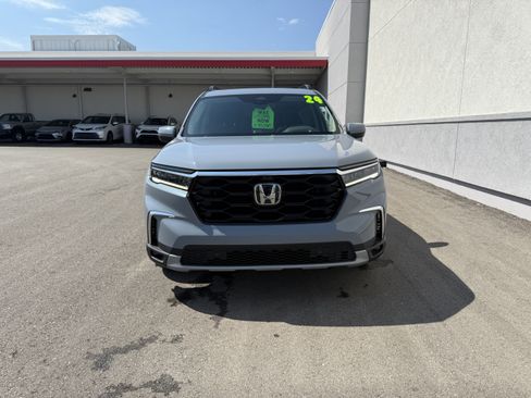 Used 2024 Honda Pilot Elite image 24