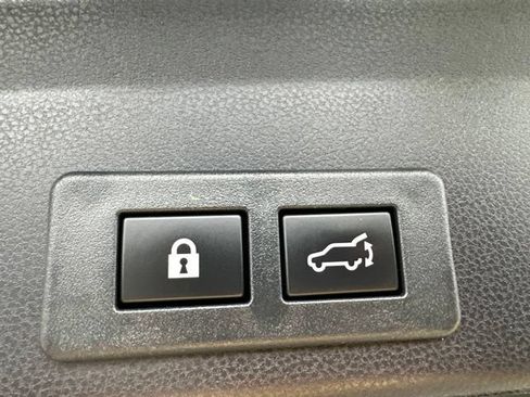 Used 2023 Subaru Ascent Touring AWD/4WD image 15