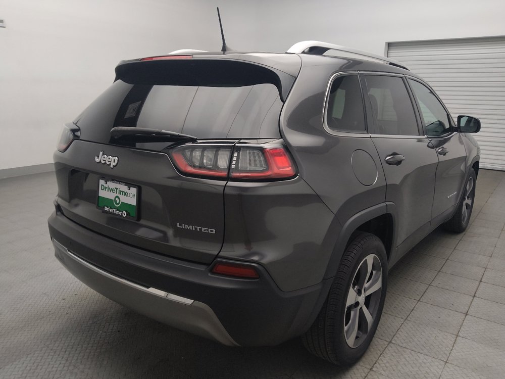 Used 2019 Jeep Cherokee Limited FWD image 9