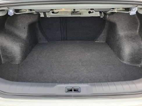 New 2026 Nissan Altima 2.5 SV FWD image 11