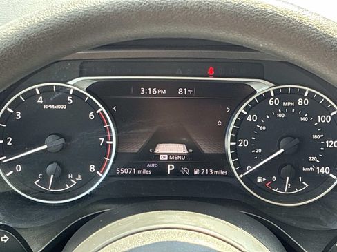 Used 2024 Nissan Rogue SV AWD/4WD image 32