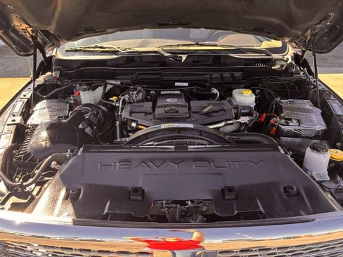 Used 2018 RAM 2500 Laramie w/ Convenience Group image 40