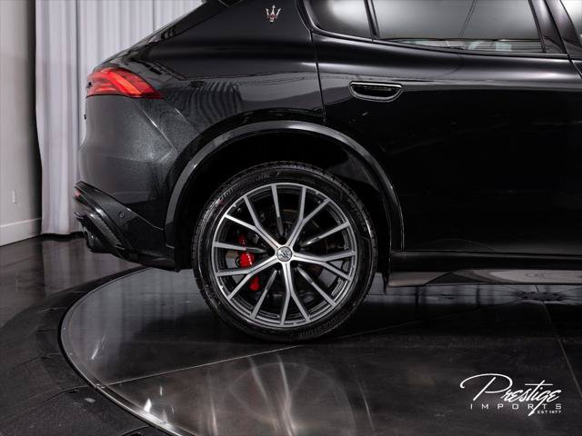 Used 2023 Maserati Grecale Trofeo AWD/4WD image 15