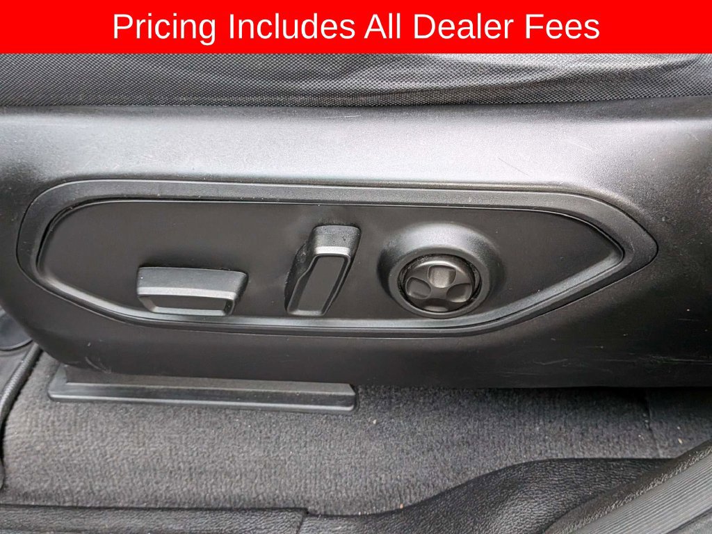 Used 2022 Jeep Grand Cherokee L Laredo w/ Luxury Tech Group I AWD/4WD image 21