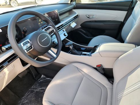 New 2026 Hyundai Tucson SEL image 8