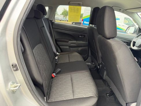 Used 2025 Mitsubishi Outlander Sport ES AWD/4WD image 34